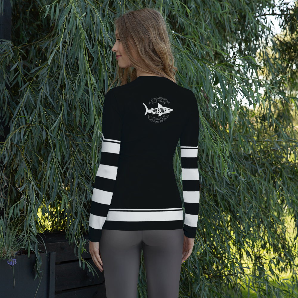Women's Surf Skin Grey on Black Rash Guard